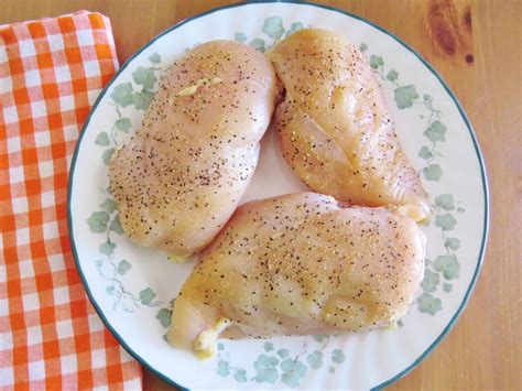 Add the seasoned chicken breasts. Crock Pot Chicken and Gravy - The Country Cook