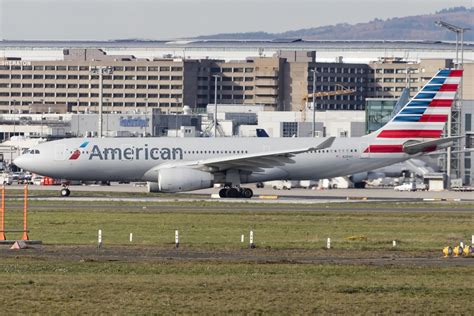 American Airlines N281ay Airbus A330 243 08112015 Fra Frankfurt