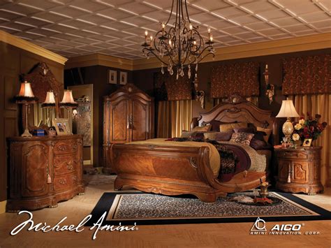 Both chest and armoire have size doors that serve as jewelry boxes. AICO Cortina 4pc Sleigh Bedroom Set in Honey Walnut