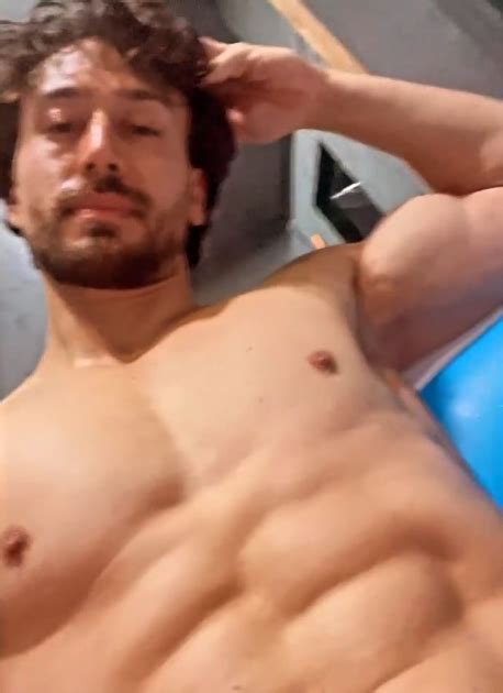 Shirtless Bollywood Men Tiger Shroff Nude Leaks Bollywood S Hottest