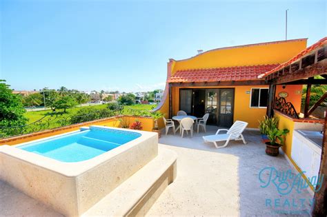 Happy 8 realty is on the bleeding edge of the real estate brokerage business. Happy Closing Day! - Run Away Realty - Puerto Morelos Homes