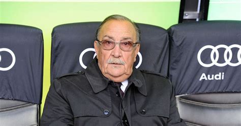 Simple Science: How to Make a Volcano with Kids