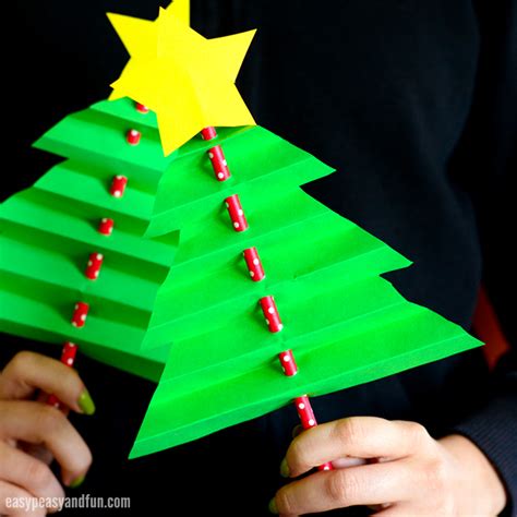 Accordion Paper Christmas Tree - Easy Peasy and Fun