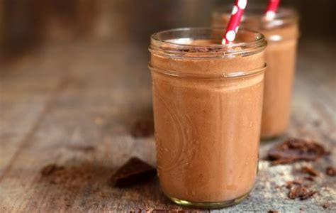 Easy to make for an afternoon breakfast smoothies and coffee are my jam which means this coffee lover's protein shake is my ultimate fave! Homemade Coffee Protein Shake Recipe | Vitacost Blog