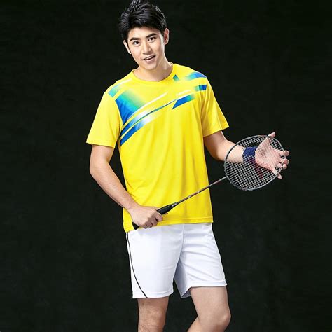 New Quick Dry Badminton Wear Sets Mens Tennis Wear Shirtshorts
