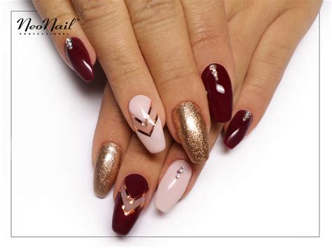 Brush layer with remaining milk mixture. Lakier Hybrydowy UV NeoNail - Perfect Milk - 7,2 ml