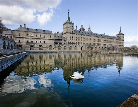 Good availability and great rates. El Real Sitio de San Lorenzo de El Escorial fue el segundo ...
