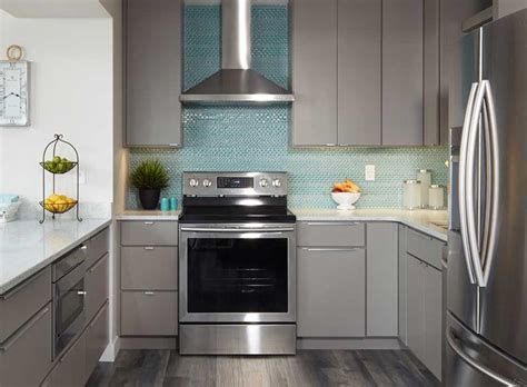 Heavenly high gloss kitchen | cabinet door gallery. Kitchen Cabinets - Door Styles & Pricing - CliqStudios