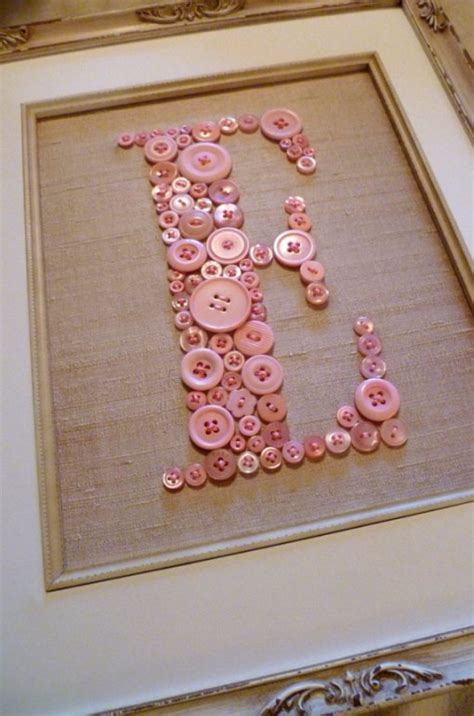 32 Diy Projects Made With Buttons