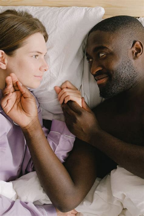 11 things your husband wishes you d do in bed kizzes and hugz