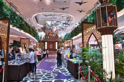 Tickets, tours, address, phone number, summer shopping mall reviews: 10 Must-See 2018 Hari Raya Aidilfitri Mall Decorations In ...
