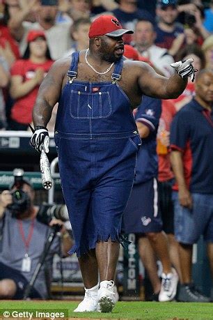 Vince Wilfork Poses Nude On Cover Of Espn S Body Issue And Houston