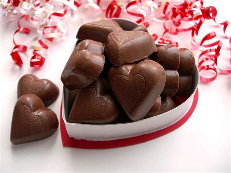 Valentine's Day Gifts and wallpapers || Lovers Day | cini ...