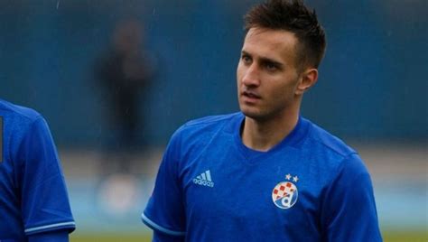 Mario gavranovic'in kulübü dinamo zagreb'le de transfer için el sıkışıldığı vurgulandı. Mario Gavranovic: Fenerbahçe için heyecanlanmıyorum