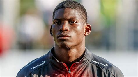 Die schweiz trifft im halbfinale (5. Schmerzen im Fuß: Breel Embolo aus der Schweiz abgereist ...
