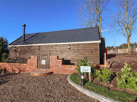 Foxes Den, Seamer | Holiday Cottage | Bird Spot