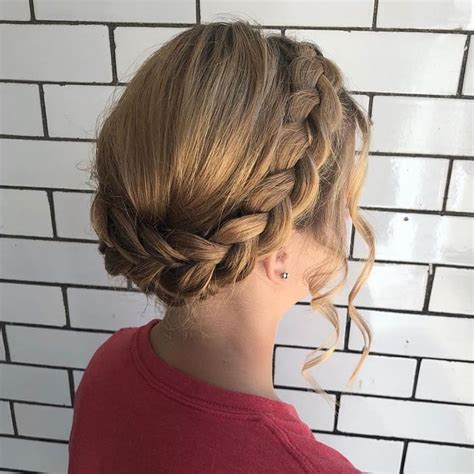 30 Beautiful Halo Braids You Need To Try Styledope