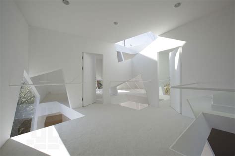 Yuusuke Karasawa Architects Villa Kanousan Of Cubic Voids