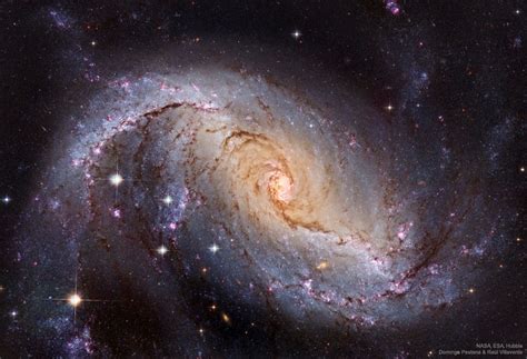 La Galaxia Espiral Ngc 1672 Desde El Hubble