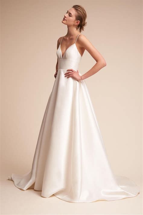 Traumhafte vintage brautkleider für kreative und selbstbewusste frauen, die ihre individuelle, natürliche seite zeigen wollen. chic and elegant | Opaline Ballgown from BHLDN ...
