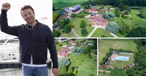 Jamie Oliver Buys £6m Mansion After 1000 Employees Are Laid Off