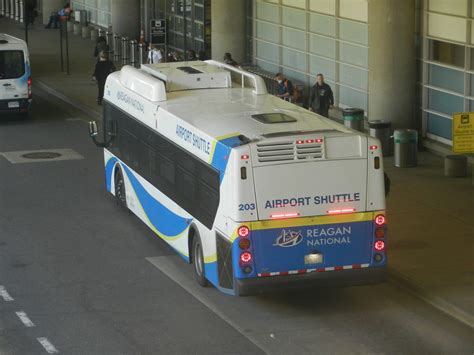Reagan National Airport Shuttle 203 Cincinnati Nky Buses Flickr