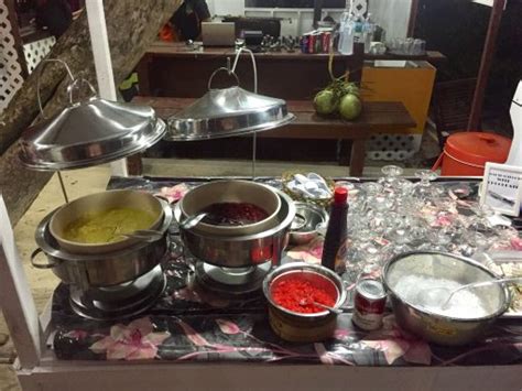 16 Top Best Foods You MUST Eat in Penang & Where!