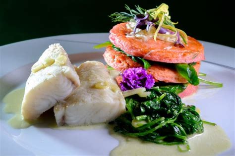 I am glad that i found out this good place, where i can charge increasingly better… Fileta zo sumca s cviklovými lievancami - recept | Varecha.sk