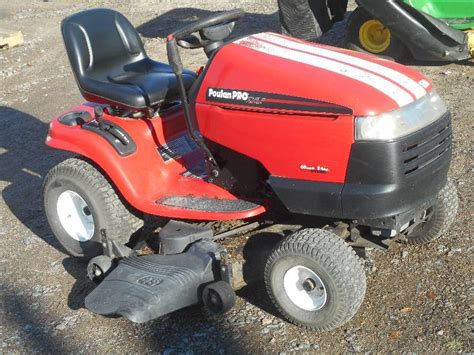 Poulan Pro Xt Lawn Tractor 24hp Br Le Fall Lawn Equipment K Bid