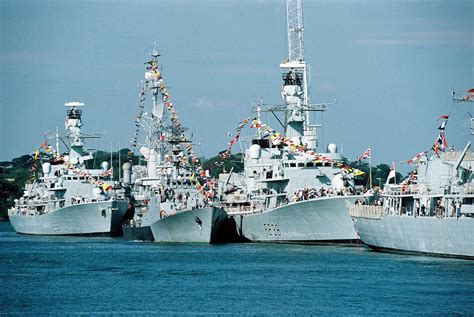 Plymouth Navy Days 2002 Ships Nostalgia