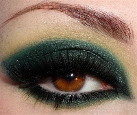 World Of Makeup Eye Makeup Makeup Emerald Eyes