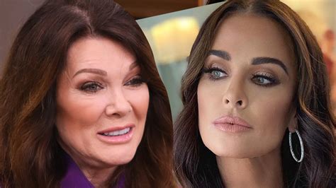 Lisa Vanderpump Sent Restaurant Tab To Archenemy Kyle Richards Table Celebrity Unfiltered