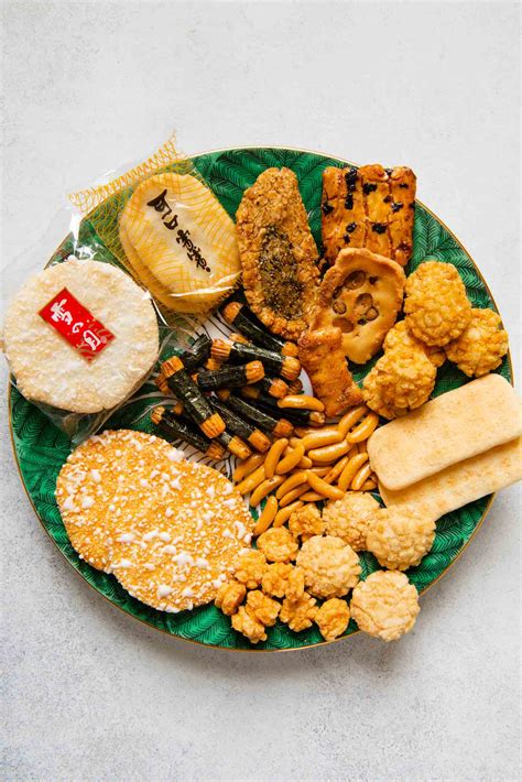 A Guide To Asian Rice Crackers Healthy Nibbles By Lisa Lin By Lisa Lin