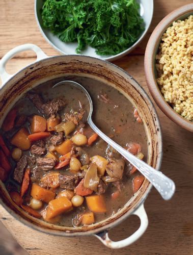 Beef bourguignon slow cooker jamie oliver