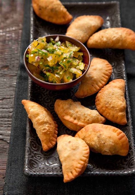 Beef Empanadas Recipe Raisin Recipes Beef Empanadas Mexican Food