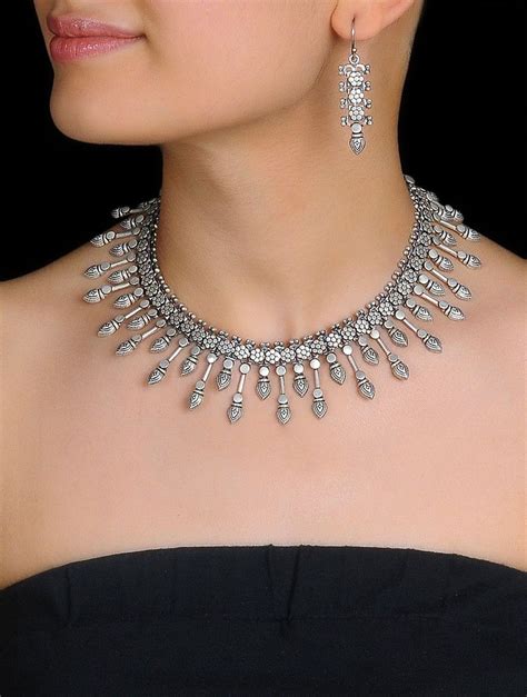 49 Captivating Silver Accessories Ideas For Add In Your Appearance