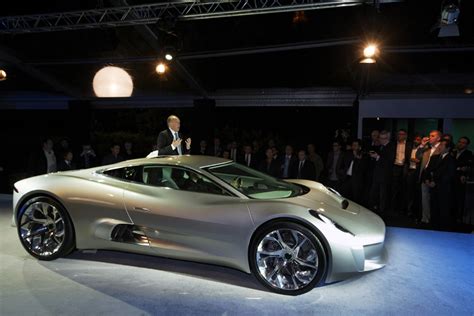 Jaguar C X75 Concept Four Wheel Drive Electric Supercar Unveiled At