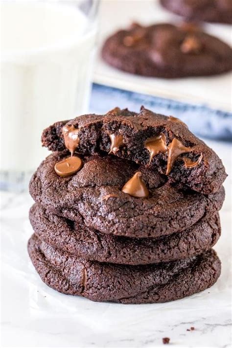 Luckily, most of the chips still made it into this batch of chewy double chocolate chip oatmeal cookies, which, as you can imagine, have become one of her fast favorites. Soft Batch Double Chocolate Cookies | Recipe | Peanut ...