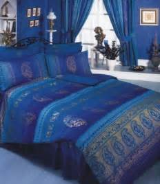 pin  rebecca burnham  bedroom blue bedding blue bed