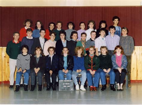 Photo De Classe Bac Pro Compta B De Lycee Jean Moulin Copains