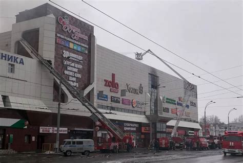 ロシア・ケメロヴォのショッピングセンターで火災発生 37人死亡 2 人民網日本語版 人民日報