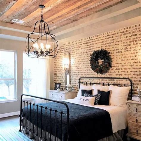 30 Elegant Farmhouse Decor Ideas For Bedroom