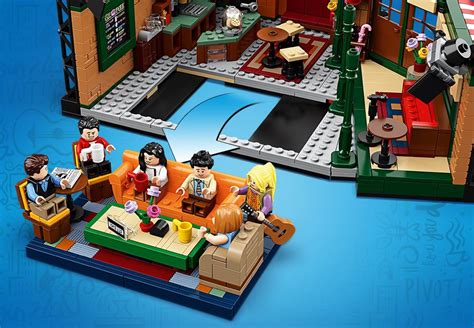 Central Perk 21319 Ideas Buy Online At The Official Lego® Shop Dk