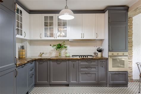Learn about our 2021 paint color trends and our paint color palette of the year! Kitchen Color Trends for 2020