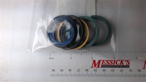 Kubota 75538 63600 Seal Kit