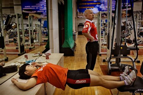 James Nachtweys Photos Of Chinas Female Weight Lifters