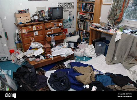 Very Messy Teenage Students Bedroom Stock Photo Alamy