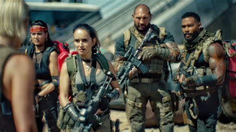 Army Of The Dead Review Zack Snyder Cuts Loose And Too Long On A Zombie Heist Combo Cnn