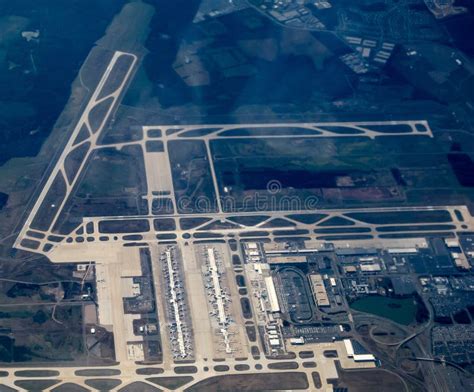 Vista Aérea Del Aeropuerto Internacional Washington Dulles Iad Imagen