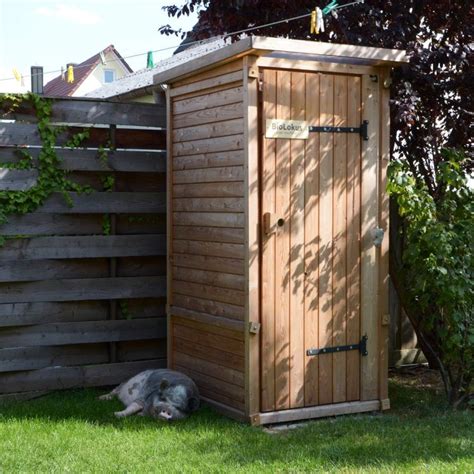 Aber auch schrebergärten haben sehr selten eine eigene gartentoilette, schon eher ein gemeinschaftsklo, das irgendwo zentral in der anlage zu finden ist. Komposttoilette Mischsystem - Gartenfrosch ...